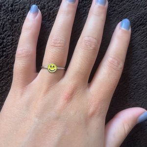 Pura Vida Smiley face ring
